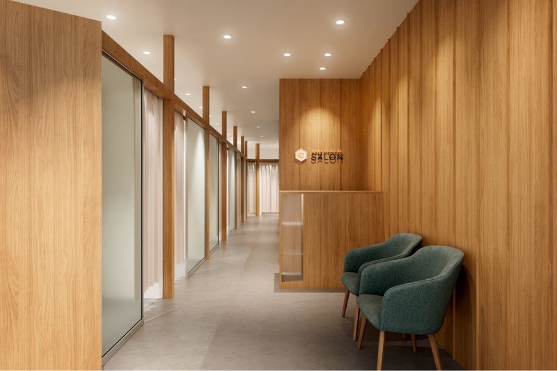 【梅田】≪完全週休2日制≫≪実働7.5～8時間≫≪社会保険完備≫≪20時迄に退勤OK≫最短1年半デビューが可能な教育体制！充実した福利厚生で安心して長く働ける環境！髪質改善に特化した人気ヘアサロン！「ヘアメディカルサロン大阪（ヘアメディカルサロンオオサカ）」からアシスタント（美容師）の求人★☆