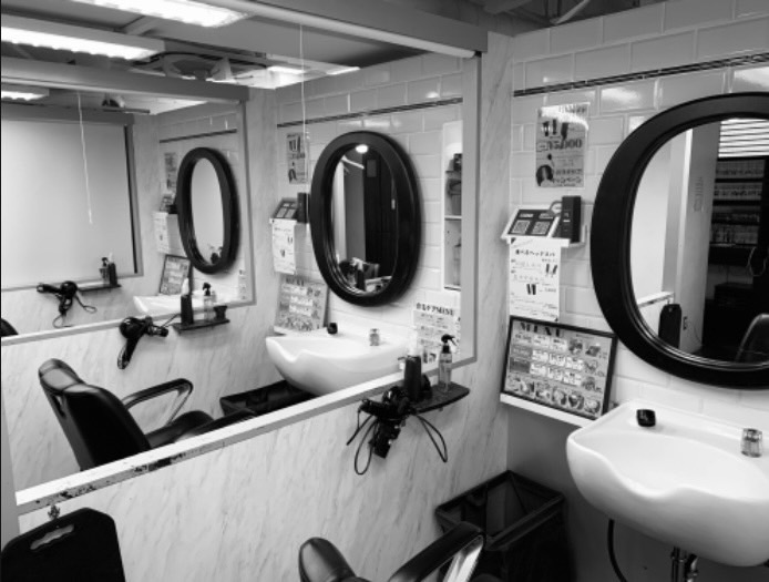 【五反田】≪正社員・パート・業務委託から選択OK≫≪全席半個室≫女性スタッフも活躍中!すべてのスタッフが働きやすい環境づくりを目指しています!新規客リピート率50%の人気メンズバーバー「カミヤーズTokyo 五反田(カミヤーズトウキョウゴタンダ)」から理容師(理容室)の求人☆★