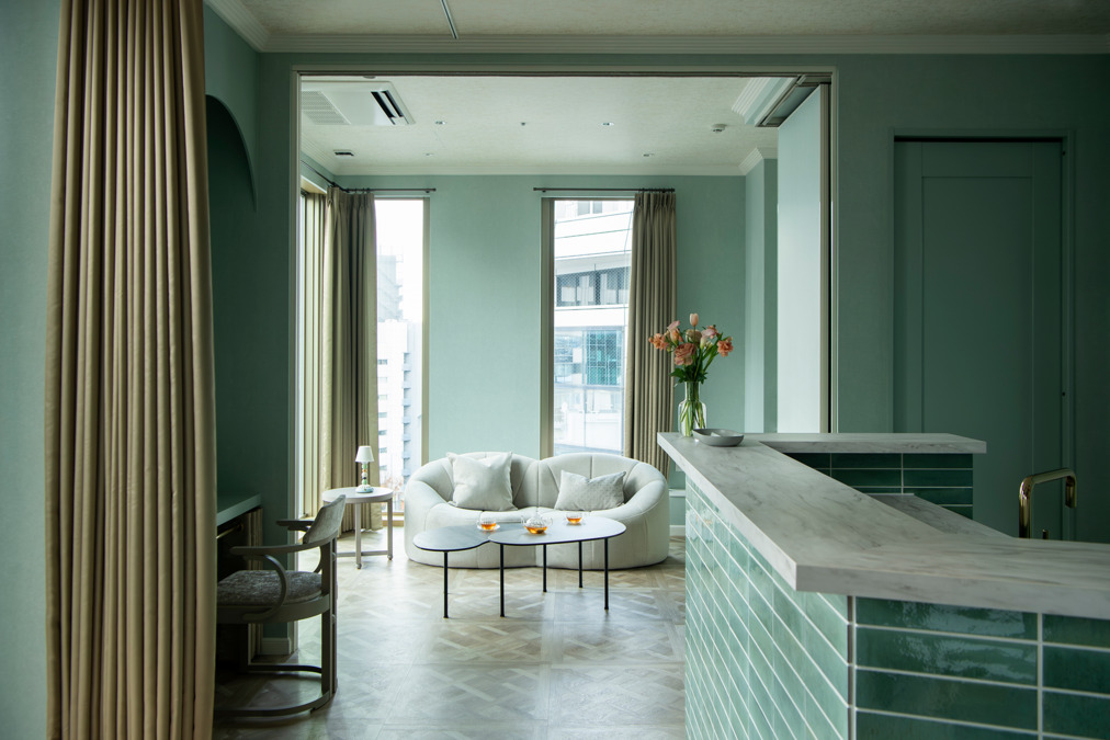 【外苑前】≪社会保険完備≫≪歩合給あり≫≪交通費全額支給≫最新の機器を使用した韓国美容エステサロン！効果の高い様々な技術を学ぶことができる環境です。「SALON DE S AOYAMA（サロンドエスアオヤマ）」からエステティシャンの求人☆☆