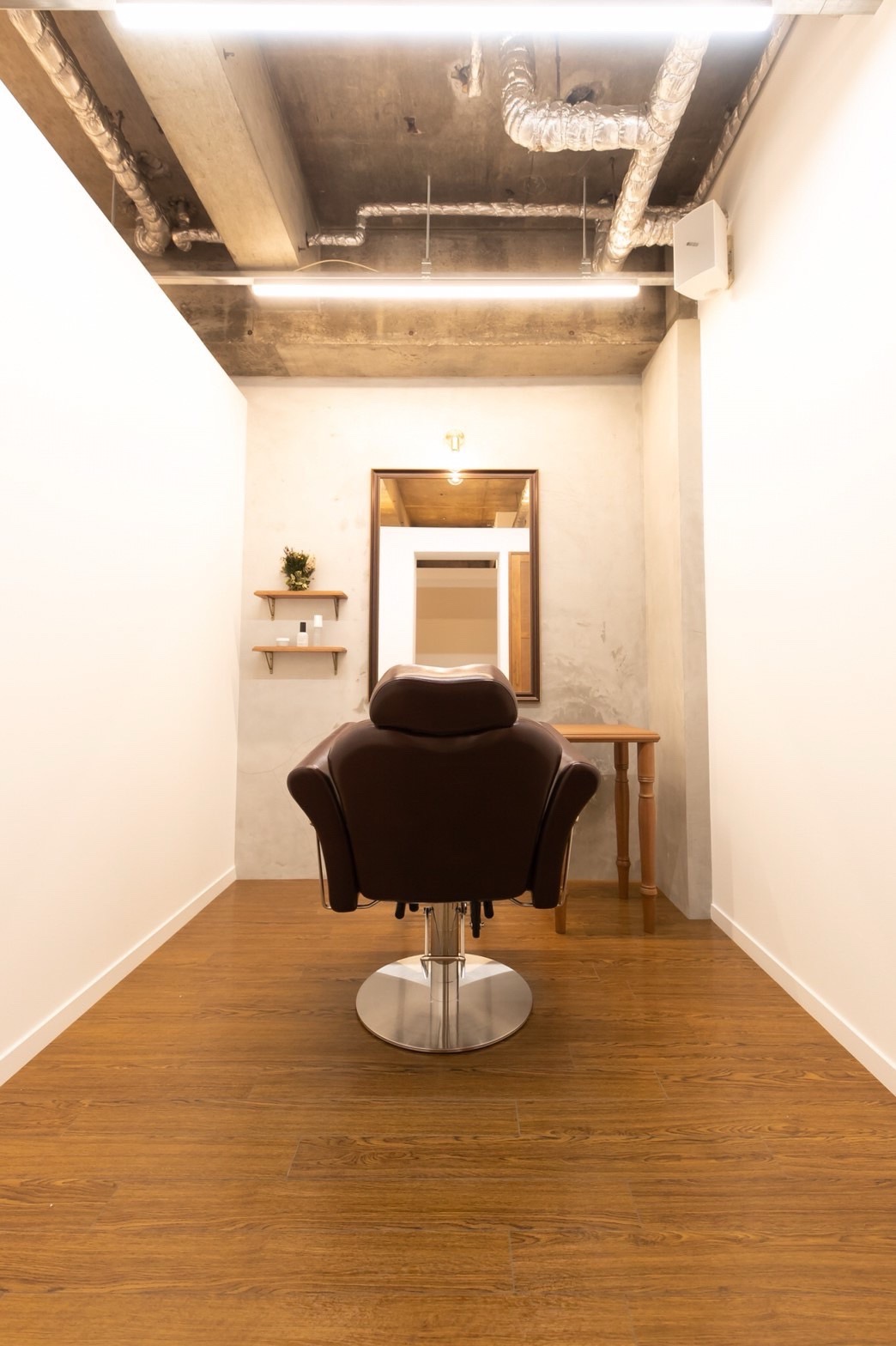 【加木屋中ノ池】◆完全週休2日制・社会保険完備・20時までに退勤可能・着付けやメイクも学べる◆自主性を尊重したスタッフファーストな風土！カウンセリングを重視し、一人一人のお客様を大切にできる「and.I'sm（アンドアイズム）」からスタイリスト（美容師）の求人★☆