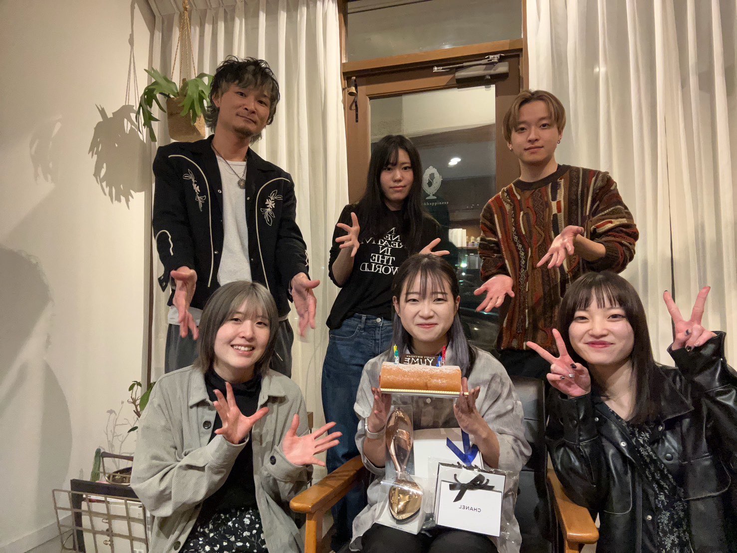 【加木屋中ノ池】◆完全週休2日制・社会保険完備・20時までに退勤可能・着付けやメイクも学べる◆自主性を尊重したスタッフファーストな風土！カウンセリングを重視し、一人一人のお客様を大切にできる「and.I'sm（アンドアイズム）」からスタイリスト（美容師）の求人★☆