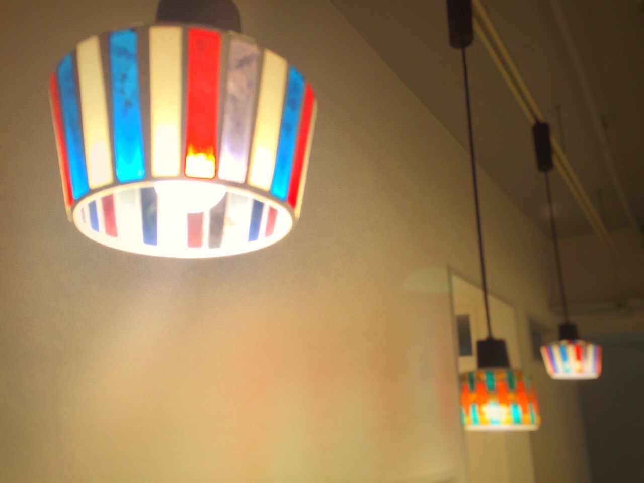 【松尾大社】≪客単価約1万円≫≪30,40代の女性から大人気≫≪18時や19時台に退勤可能≫ナチュラルなデザインカラーが人気！「Ludique（ルディック）」からアシスタント（美容師）☆★