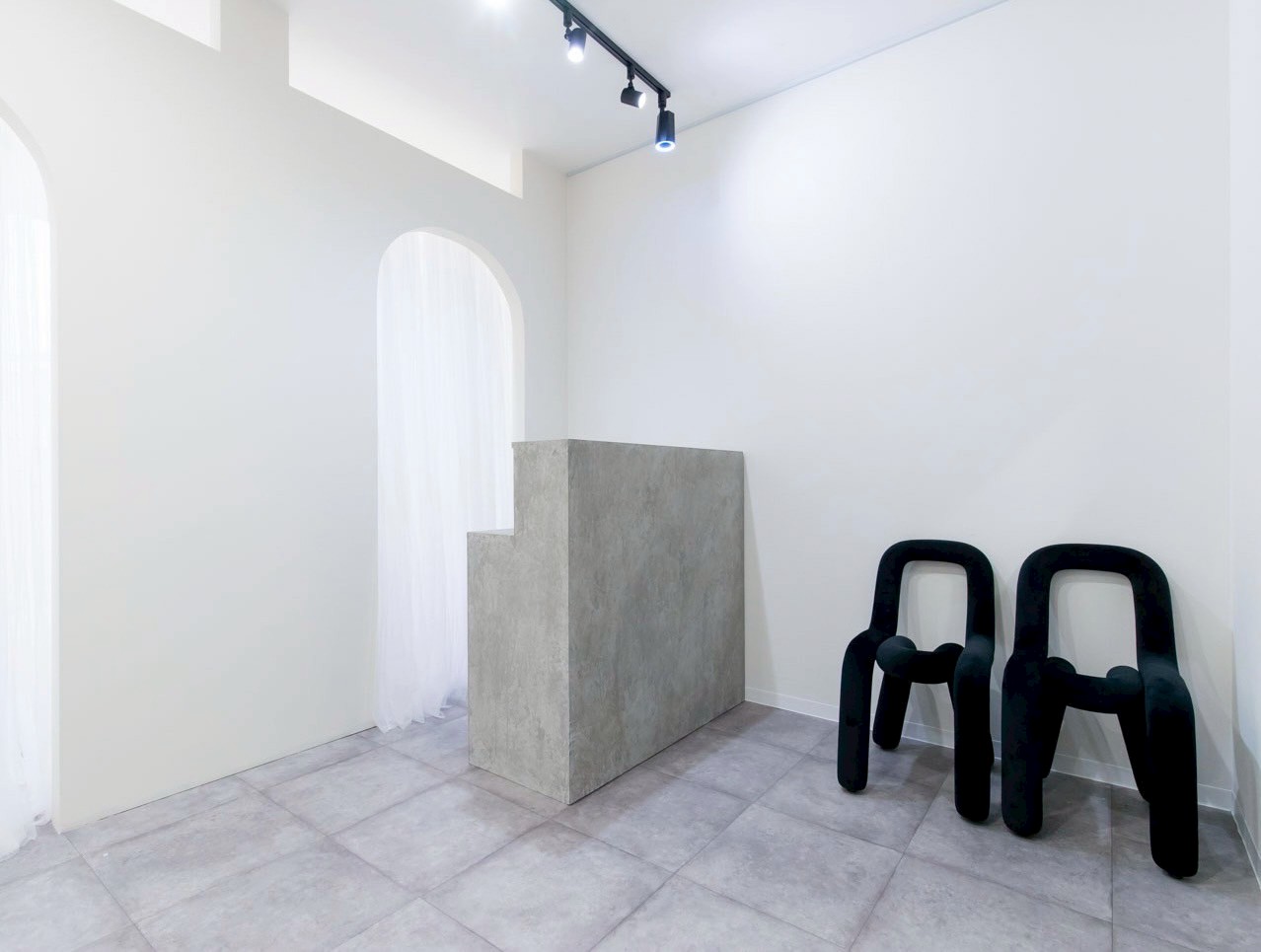 【千代田】≪日祝定休≫≪16時までに退勤可能≫≪髪色・ネイル自由≫≪ママさんの応募歓迎≫ネイルとアイラッシュのトータルビューティーサロン！20～30代の女性を中心に、高い技術と丁寧な接客が人気です！「 ano.nail&eyelash（アノネイルアンドアイラッシュ）」からアイリスト（まつげエクステ・まつげパーマ・アイブロウ）の求人☆☆