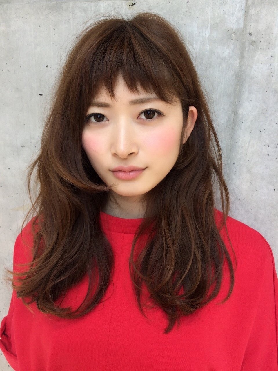 【三ノ宮】≪17時閉店≫≪完全週休2日制≫≪土日休みも相談OK≫お客様もスタッフも美容を通じて幸せになれる環境と、その人の働き方をスタッフ一人一人に合ったスタイルを尊重し働ける環境づくりを心がけております。遅くまで残る事も無く技術を習得できる「atelier.神戸三宮店（アトリエコウベサンノミヤテン）」からアシスタント（美容師）の求人★☆