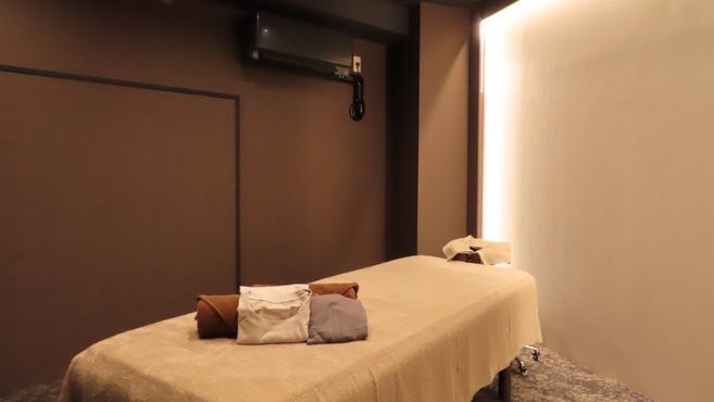 【浅草橋】≪エリアNO1の人気店≫≪正社員or業務委託≫≪完全週休2日制≫エリアトップレベルの人気と集客力を誇るサロン！オープンして間もないフラットな環境で働くことができます！「Solace 浅草橋店（サラスアサクサバシテン）」からセラピストの求人☆☆