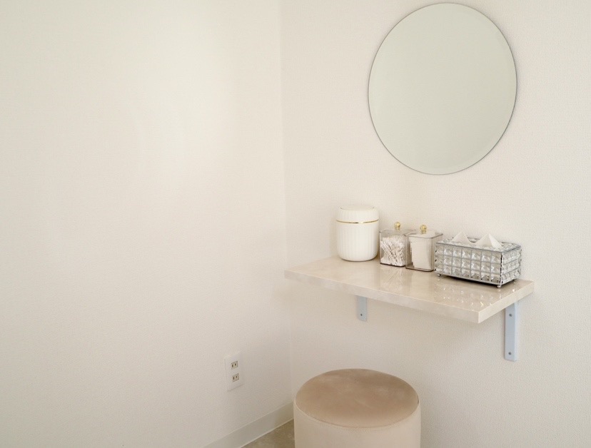 【池袋】≪土日休み習得可能≫≪月8,9日休み≫≪未経験・新卒可能≫≪完全マンツーマン施術≫20代中心のアットホームなサロン。オシャレを楽しみながら、仲間と一緒にスキルアップできる環境！「L'aube 2nd（ローブセカンド）」からアイリスト（まつげエクステ・まつげパーマ・アイブロウ）の求人☆☆