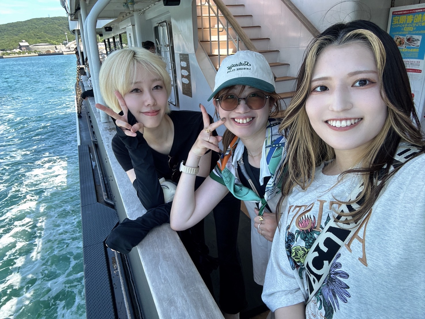 【JR茨木駅】≪未経験・通信制・新卒生大歓迎≫≪営業時間内レッスンOK≫≪研修費用、資格費用サポートあり≫≪有給休暇あり≫≪土日休みOK≫≪社会保険完備≫個人に合わせて営業中にレッスンを行います。スタイリストデビュー最短1年で目指せます。「canoa（カノア）」からアシスタント（美容師）の求人★☆