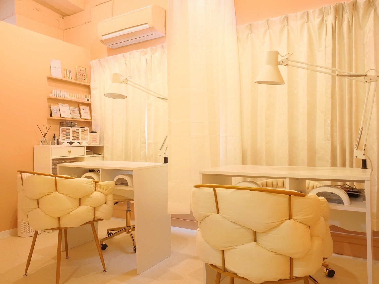 【心斎橋】サロンワーク経験者の方大募集！！≪店長候補・月給28万円！≫≪月8日or月10日≫≪土日休み月2回までOK≫≪実働8時間≫≪髪色・ネイル自由≫ネイルとアイラッシュのトータルビューティサロン！「2025年9月末頃、心斎橋駅周辺にオープン予定のアイラッシュサロン」からアイリスト（まつげエクステ・まつげパーマ・アイブロウ）の求人☆☆