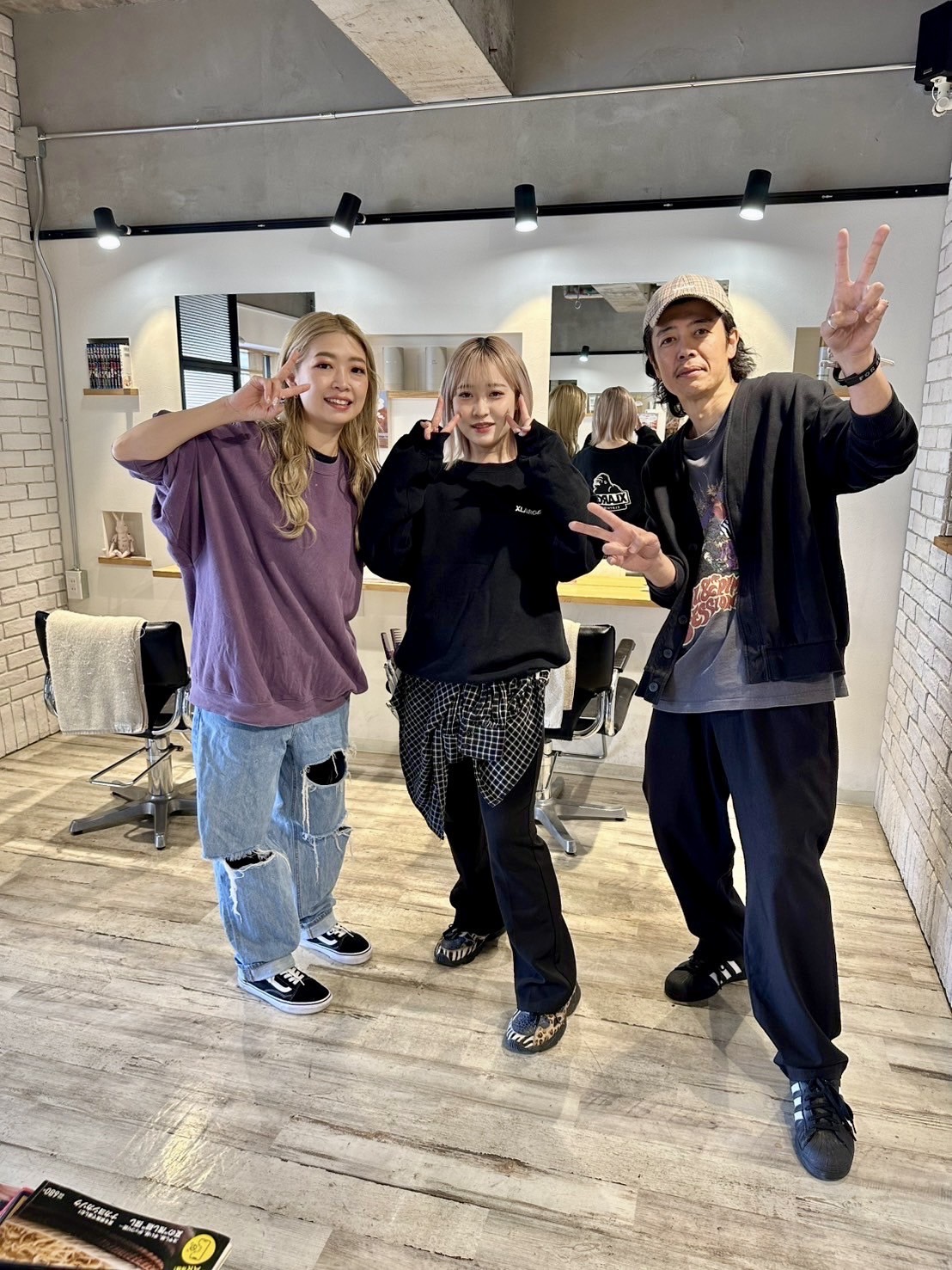 【足利市駅】≪正社員・パート・業務委託から選択可能≫≪マンツーマン接客OK≫≪ママさんの応募歓迎≫≪着付けも学べる≫≪土日休み月1回OK≫≪デザインカラーがウリ≫技術を磨きながら働ける環境！がっつり稼いでいきたい方にオススメ！「ストロベリーR.（ストロベリーアール）からスタイリスト（美容師）の求人☆★