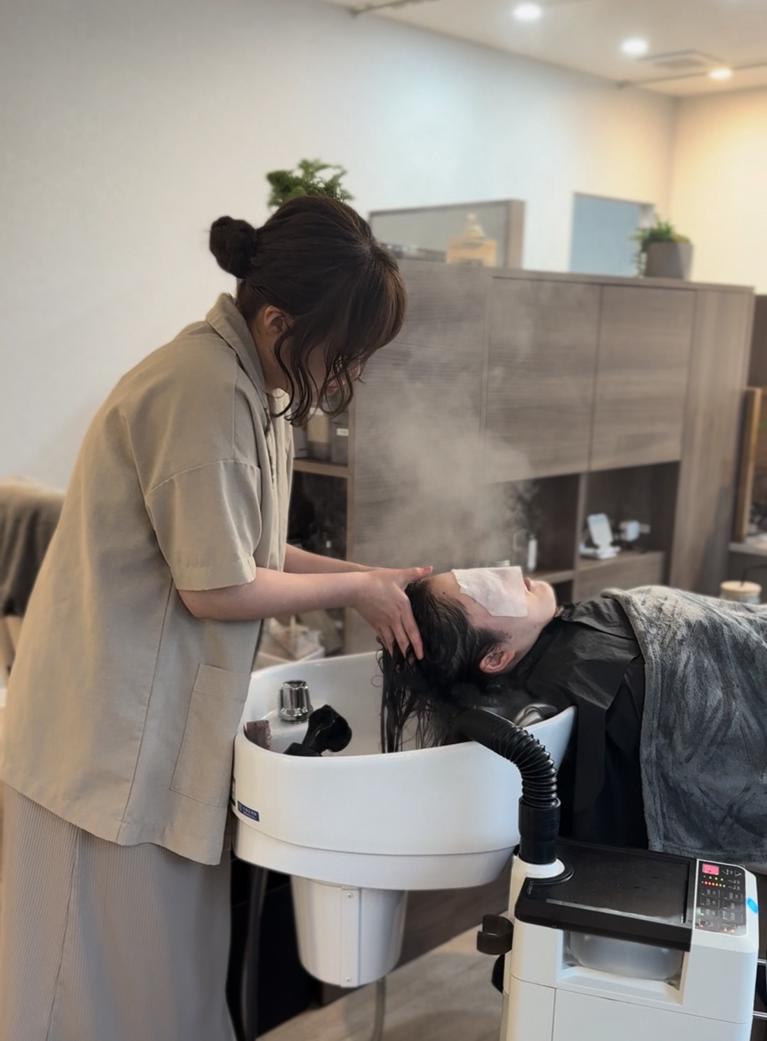 【岩代清水】≪完全週休2日制!≫≪日曜定休あり≫≪客単価平均1万円≫≪産休育休実績あり≫ヘッドスパと髪質改善が人気のサロン!ママさんスタイリストも大歓迎!「hair atelier nine(ヘアーアトリエナイン)」からスタイリスト(美容師)の求人☆☆