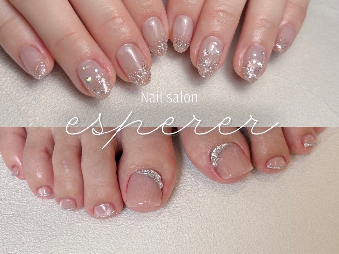 【六本木】≪土日休みOK！≫≪働き方の選択制可能！≫≪社会保険完備≫ワンちゃん連れOKなサロン！お休みも取りやすい！和やかな雰囲気の中働けます！「esperer（エスペレ）」からネイリスト（ネイル）の求人☆★