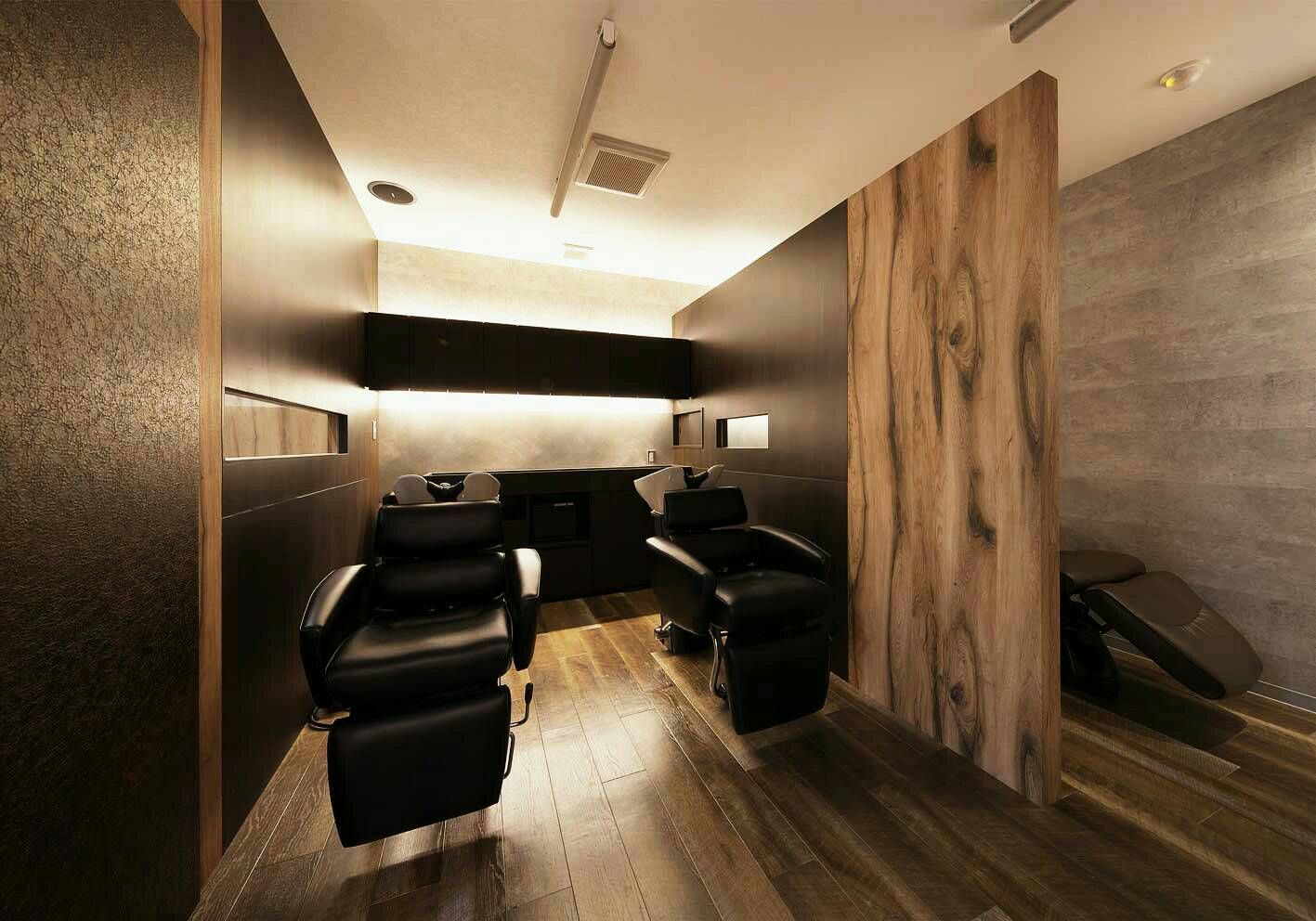 【吉見ノ里】≪社会保険加入制度あり≫≪ヘッドスパのお客様も多い≫≪デビューせずアシスタント勤務OK≫地域密着、お客様にしっかり向き合う、丁寧な仕事ができるサロン！美容を楽しみながら私達と一緒に働きませんか！ 「GOUTAN（グータン）」からアシスタント（美容師）の求人★☆