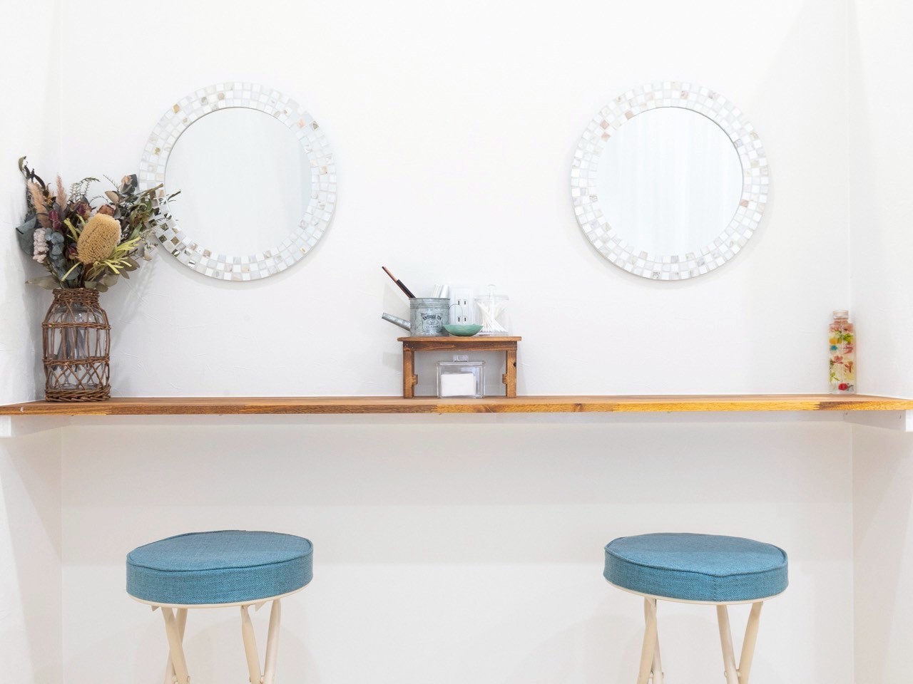 【JR郡山駅】≪未経験・新卒生大歓迎≫≪完全週休2日制≫≪社会保険完備≫≪土日休みOK≫≪半個室≫最新商材を幅広く取り揃え、お一人おひとりに合わせた施術が可能です。1〜2ヶ月でアイリストデビューが目指せます！「Marine eye（マリンアイ）」からアイリスト（まつげエクステ・まつげパーマ・アイブロウ）の求人☆☆