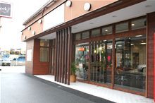 【箕形】 社会保険完備 確かな技術と知識により幅広い年代のお客様に人気のヘアサロン☆全国的にも有名なカット講師のオーナーさんから素晴らしい技術を学ぶことができます★SEEK（シーク）からアシスタント（美容師）の求人☆★