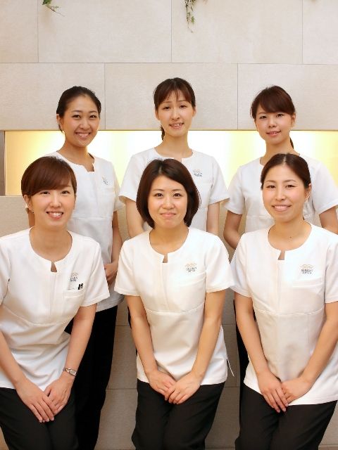 【西宮】《充実した福利厚生》社会保険完備・実働8時間・有給休暇あり ブライダルメニューあり！”BRILLIAN DAYSPA 西宮ガーデンズ店（ブリリアン デイスパ ニシノミヤガーデンズテン）”からエステティシャンの求人☆☆