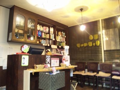 【初芝】思いやりを大切にする、丁寧な接客で人気の地域密着サロン！スタッフ仲もバッチリ☆キャリアの長い先輩スタッフも多く、しっかり指導してもらえます！“Risepure（ライズピュア）”から、アシスタント（美容師）の求人☆★