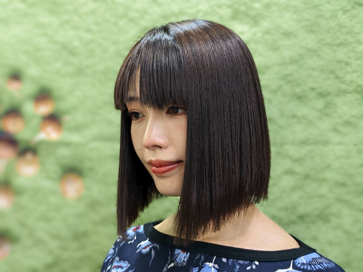 【心斎橋】≪月給23.5万円≫≪社会保険完備≫≪月8、9日休み≫充実の待遇面なので安心して長く働ける環境です!スタッフさん同士の仲が良く店内は和気あいあいとした雰囲気!「ASSEMBLAGE 心斎橋店(アセンブラージュシンサイバシテン」からアシスタント(美容師)の求人★