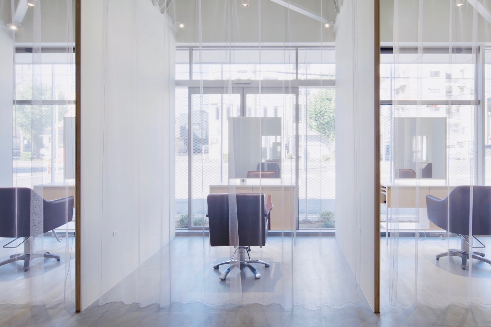 【和歌山市駅】≪委託はマンツーマン≫≪月給30万円以上可能≫≪日曜休みあり≫≪社会保険完備≫≪有給休暇あり≫集客力抜群でチャンスあり！高リピートを可能にする仕組みと指導が100万、200万の売上を可能にします。もっとお客様に支持されたいという方にピッタリ！「an rata（アンラタ）」からスタイリスト（美容師）の求人☆★