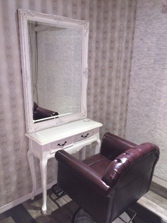 【甲子園】≪平均月給35万円≫≪20時退勤可能≫≪社会保険完備≫カウンセリングを重視しマンツーマン施術により、お客様1人1人に満足のいくスタイルを提供している人気サロン!「brisa hair(ブリッサヘアー)」からスタイリスト(美容師)の求人☆★☆