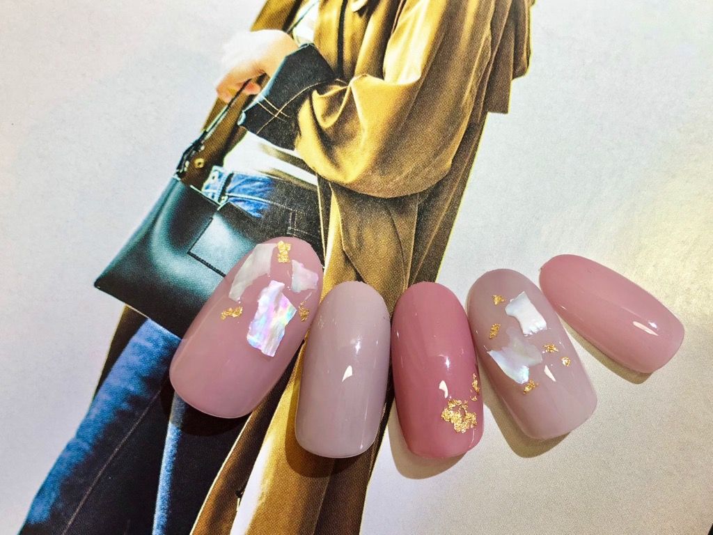 【舞子】≪完全週休2日制≫≪社会保険完備≫≪18時半までには退勤可能≫≪毎週日・月曜定休日≫たくさんのお客様に愛されて、リピート率80％！トータルビューティーサロンでネイリストとして活躍してみませんか 「FLEUR（フルーレ）」からネイリスト（ネイル）の求人☆★