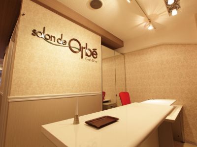 【西中島南方】《正社員登用有!》《週1からOK!》ネイルスクールも運営するSalon de Orbe(サロン ド オーヴ)サロン内でネイルグランプを実施するなど技術力が磨けるのはもちろんのこと、スタッフ達の仲良さにも定評あり☆ネイリストの求人☆☆