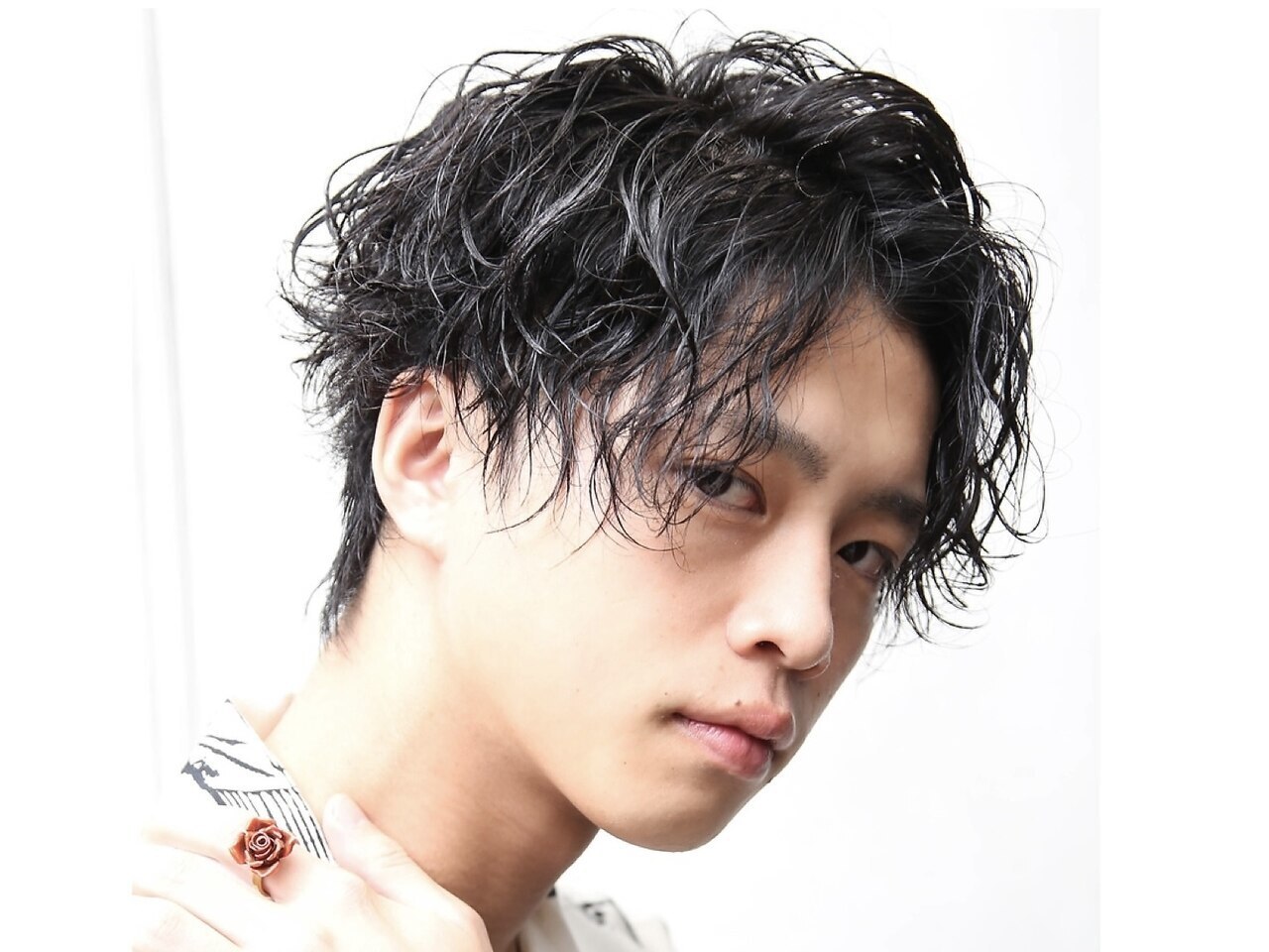 【宝塚駅】≪指名売上58%還元≫神戸で人気のメンズサロンLook good storeが宝塚に上陸！ビジネスマンも、学生も。カジュアル、クラシック、フェードなど幅広い提案でいい感じのスタイルを提供する人気サロン「Look good store TAKARAZUKA（ルックグッドストアタカラヅカ）」からスタイリスト（美容師・理容師）の求人☆★☆