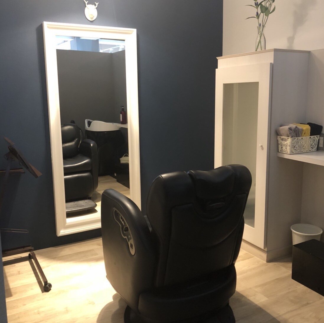 【千代田】≪完全週休2日≫≪有給休暇あり≫≪社会保険完備≫YUMEシャンによるヘッドスパ、まつエクやネイルも提供するトータルビューティーサロン！一緒に色々なことを学びたい方、お待ちしてます！「nana（ナナ）」からアシスタント（美容師）の求人☆★☆