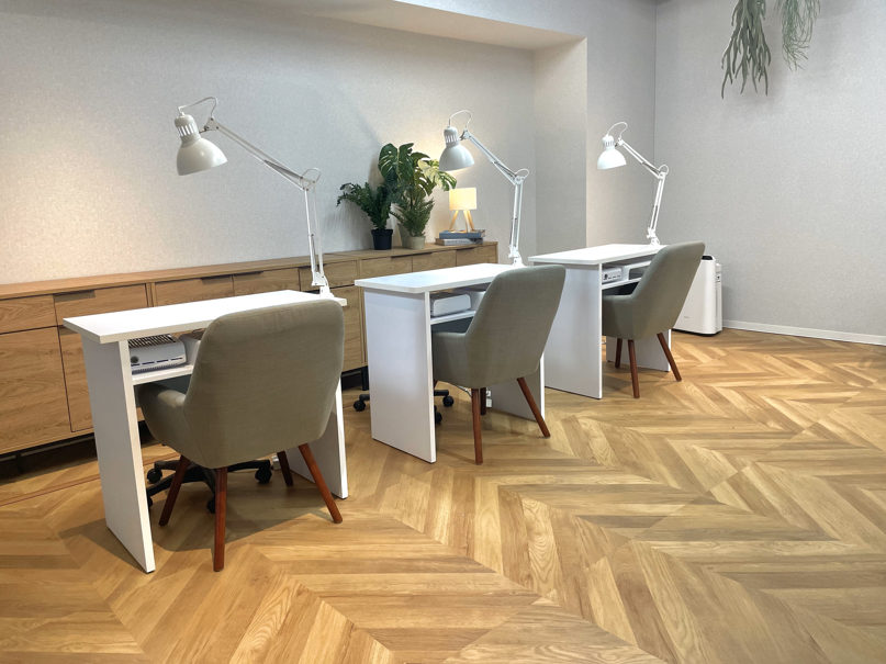 【横浜駅】≪未経験・新卒生OK≫≪土日休みの取得可能≫≪有給消化率100％≫≪産休育休取得実績あり≫Jr.ネイリストとして段階を踏んでネイリストを目指します！各種手当も豊富に用意しているため、あなたの得意を生かして活躍できます！「2025年12月頃、横浜エリアにオープン予定のネイルサロン」からネイリスト（ネイル）の求人☆☆