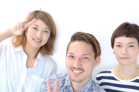 【羽曳野】≪完全週休二日≫≪土日休みOK≫≪社会保険完備≫お客様にもっとオシャレを好きになってもらう！ひとりひとりのお客様を大切にする、カウンセリング重視のサロンです。有名サロンで経験したオーナーから技術を学べます！「un forme（アンフォルム）」からアシスタント（美容師）の求人☆☆