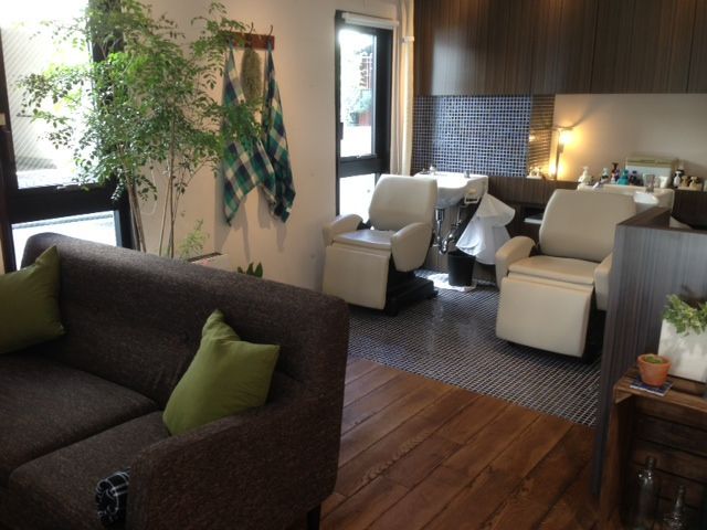 【元町】しっかりとした技術を学べる！少人数 アットホームなサロン「Re:ism Hair and Comfort（リズムヘアーアンドコンフォート）」からアシスタント（美容師）の求人☆★☆