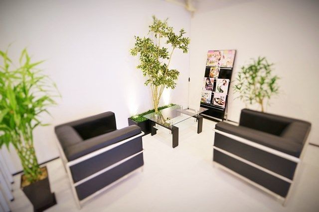 【中之島】≪マンツーマン接客≫一人一人のライフスタイルに合わせて勤務時間、休暇の相談OK!中之島のオフィス街にオアシスのように佇むサロン「AstroemeriA(アストロメリア)」からスタイリスト(美容師)の求人☆★☆