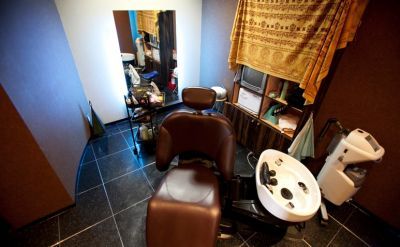 【大和八木】◆◇社会保険完備◇◆スタッフさんが長く安心して働ける職場環境完備★研修体制もしっかりしているので、経験が浅くても安心してくださいね♪仕事も遊びもいつも本気で取り組むスタッフさんが活躍するOZ Line (オズライン)からアシスタント(美容師)の求人☆★☆