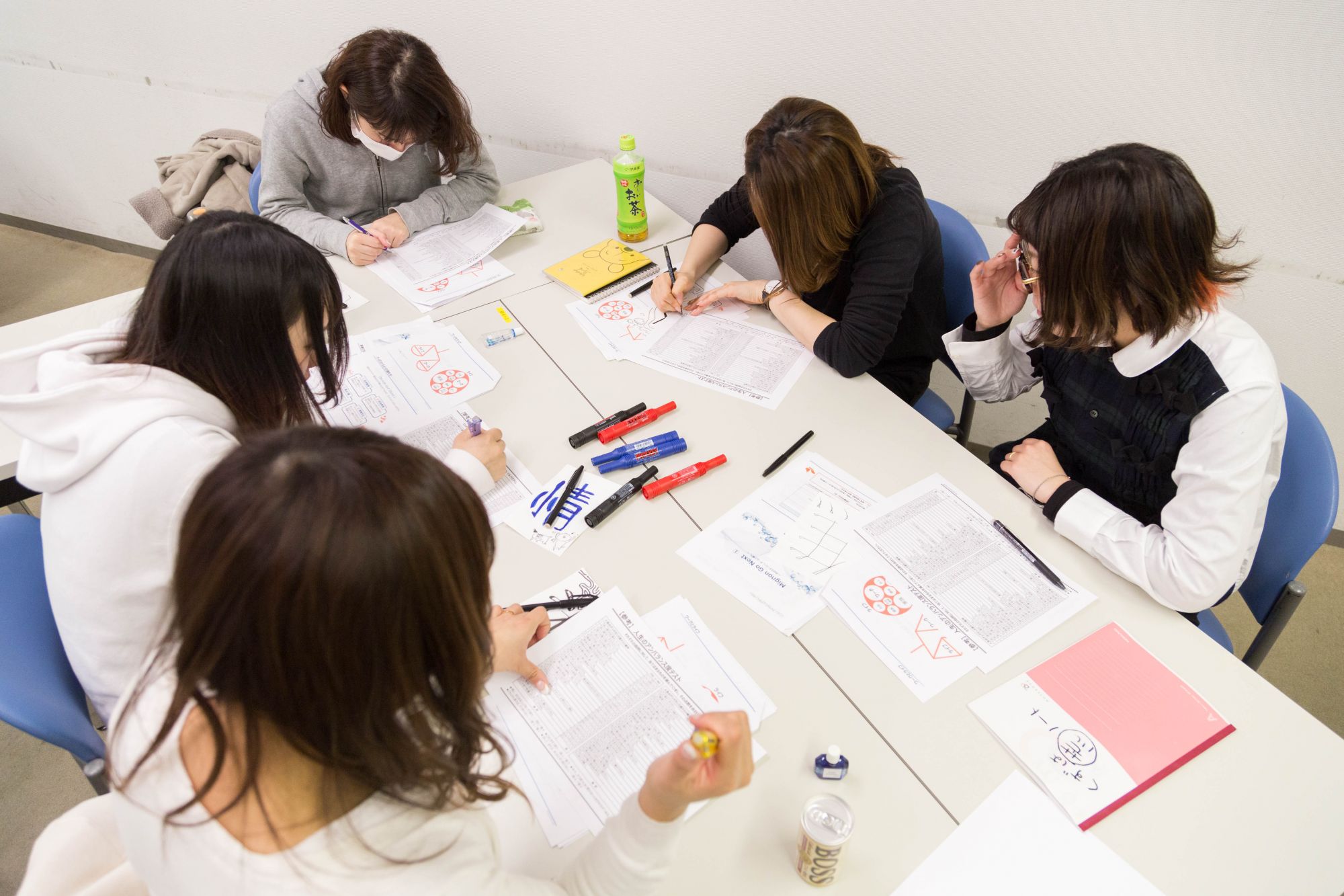 【金剛】≪完全週休2日≫≪有給休暇あり≫≪社会保険完備≫南大阪で「長く働けるサロン」として展開しているアイラッシュサロンです。福利厚生も整い、高い技術力だからお客様としっかり向き合えます！未経験の方は講師に教えてもらえる環境です！「ミニョンアイラッシュデザインサロン 金剛店（ミニョンアイラッシュデザインサロンコンゴウテン）」アイリスト（アイデザイナー・まつげエクステ）の求人★☆★