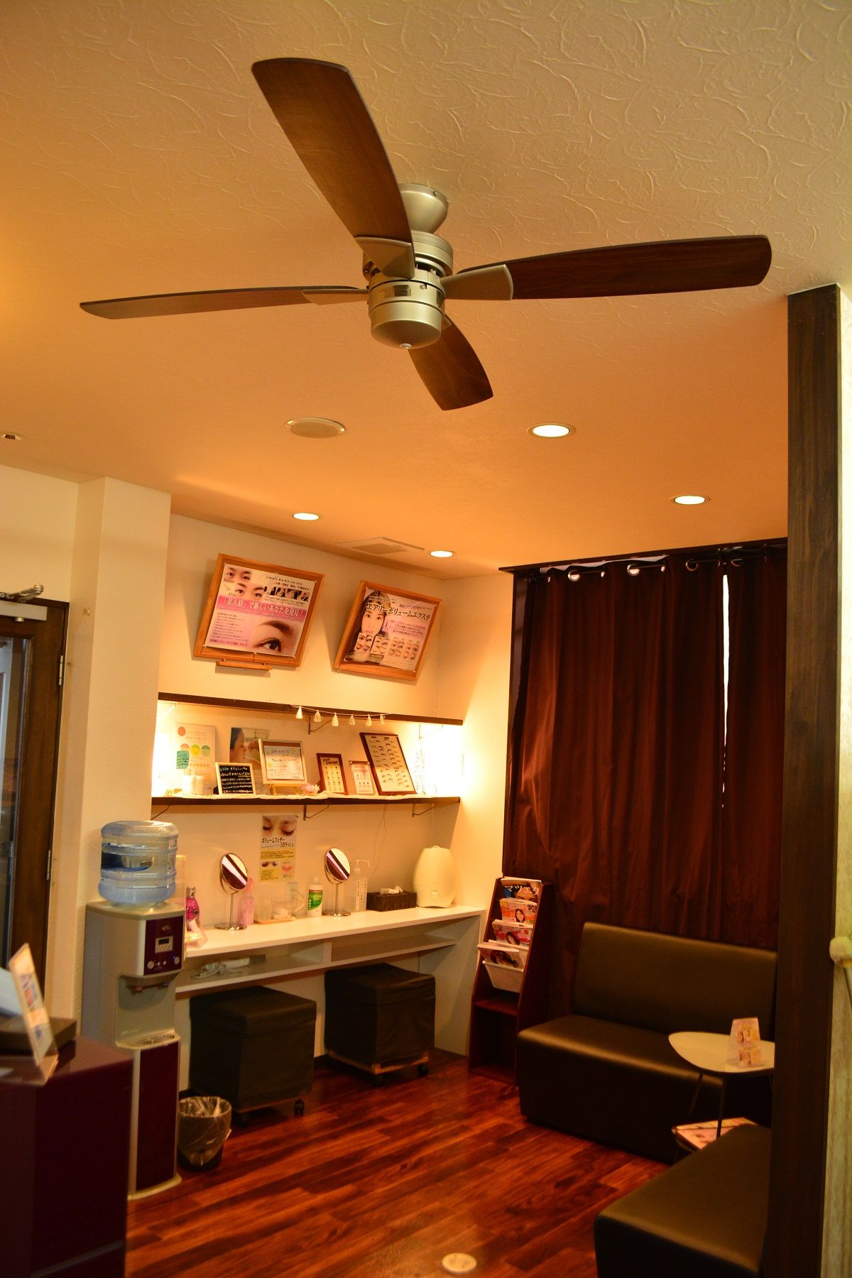 【堺東】≪完全週休2日≫≪有給休暇あり≫≪社会保険完備≫経験者のパート募集中です！教育体制に強みがあります！しっかりした技術を身につけて、たくさんのお客さんに支持されたい。そんなかたにピッタリ！「ミニョンアイラッシュデザインサロン 堺東店（ミニョンアイラッシュデザインサロンサカイヒガシテン）」からアイリスト（アイデザイナー・まつげエクステ）の求人☆☆