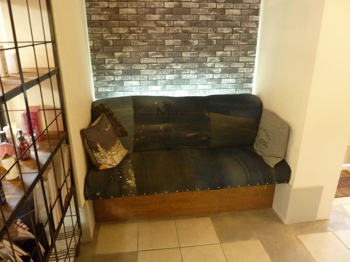 【放出】≪社会保険完備＆完全週休2日制≫努力次第では1年半でのデビューも可能！丁寧なカウンセリングと高い技術で、新規のお客様のリピート率は90％以上！髪質改善ヘアエステサロン「Merci（メルシー）」からアシスタント（美容師）の求人☆★☆