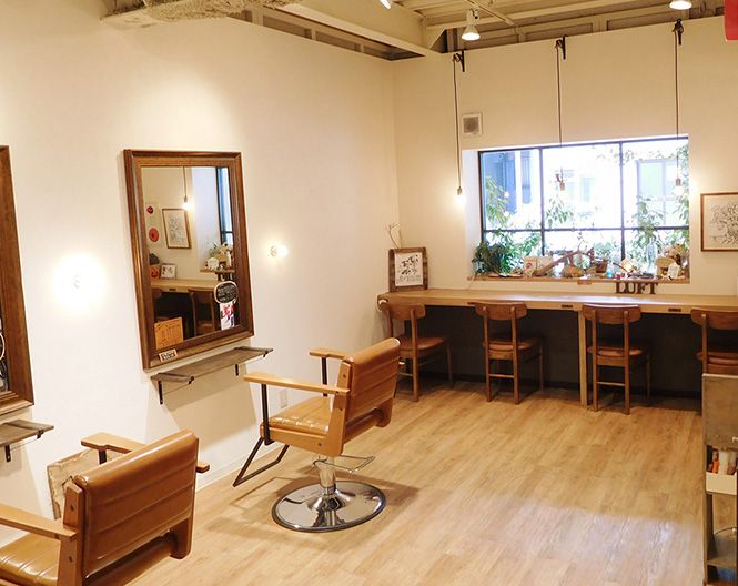 【天神橋筋六丁目】≪社会保険完備≫努力次第で1年半でのデビューが可能。人気ランキングサイトの口コミナンバーワン！技術力を身につけたい方には必見！希望者はアイラッシュの技術も習得可能。「luft（ルフト）」からアシスタント（美容師）の求人★☆