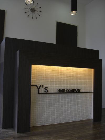 【長田】未経験・新卒生・通信生OK！頑張り次第で1年半から2年でデビュー可能♪働きやすい環境でたくさんの方から愛されるお洒落サロン◆”Y’s Hair Company（ワイズヘアカンパニー）”よりアシスタント（美容師）の求人☆☆