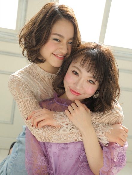 【梅田】平均月給40~50万円!!!≪月給25〜34.5万円+指名料還元≫≪月平均10日休み≫≪社会保険完備≫≪平均単価1万円≫≪産休育休実績あり≫≪時短社員相談OK≫女性美容師もキラキラ働き続けられる!!女性美容師による、女性活躍サロン「Chocolat UMEDA(ショコラウメダ)」からスタイリスト(美容師)の求人☆☆