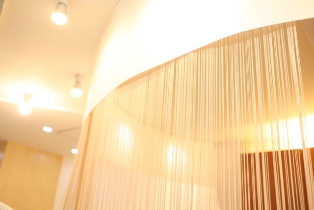 【阪急伊丹】≪土日休みOK≫≪社保完備≫≪産休育休実績あり≫平均月給32万円!しっかり長く安心して働ける!「Rely(レリー)」からスタイリスト(美容師)の求人☆☆