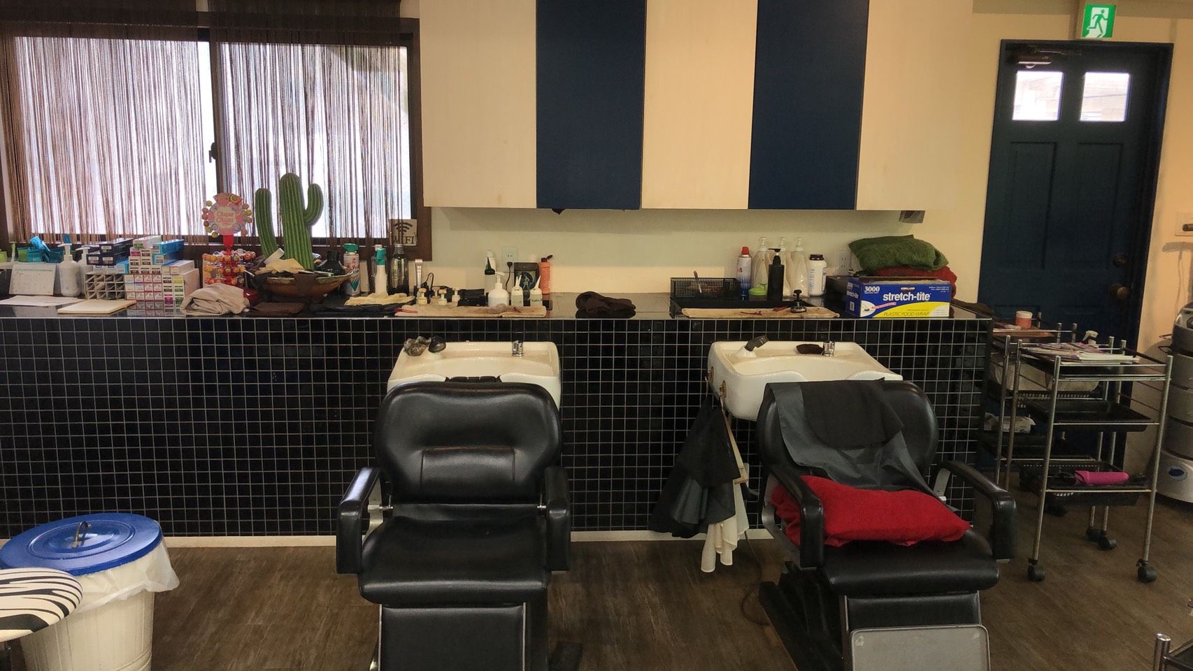 【青木】≪社会保険制度あり≫≪営業中レッスンOK≫≪正社員・パートから選べる！≫毎日高級弁当の支給あり！訪問美容も行っており、レッスン環境も充実！「kintaro-club（キンタロークラブ）」からアシスタント（美容師）の求人☆★☆