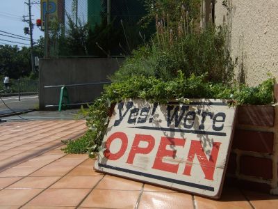 【光明池】お子さん、学生さんの来店多数！見習いからでも、やる気次第で1年半でデビューも可能！活気溢れる地域密着のメンズサロン「髪切屋（カミキリヤ）」から、理容師（理容室）の求人☆★