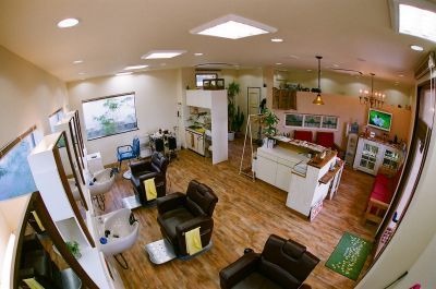 【光明池】お子さん、学生さんの来店多数！見習いからでも、やる気次第で1年半でデビューも可能！活気溢れる地域密着のメンズサロン「髪切屋（カミキリヤ）」から、理容師（理容室）の求人☆★