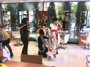 【中山観音】≪日曜休みあり≫≪平均18時退勤≫約1年でスタイリストデビューも可能!働きやすい環境で早期スタイリストデビューを目指せるサロン「clip(クリップ)」からアシスタント(美容師)の求人☆★☆