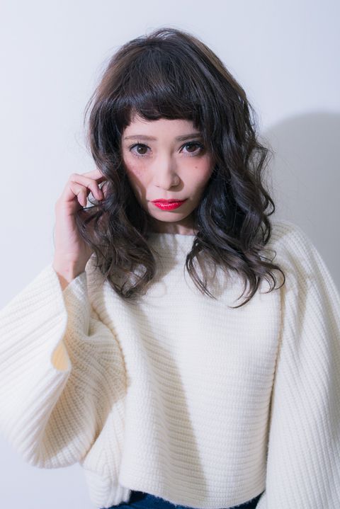 【元町】≪社会保険完備≫勢いが止まらない、注目のサロン!!関西を中心に店舗展開し業界の中でも実力を認められたサロン!メイク・撮影・コンテストなど幅広くチャレンジしていける環境。「VENT-CLOUD KOBE(ヴァンクラウドコウベ)」からアシスタント(美容師)の求人☆★