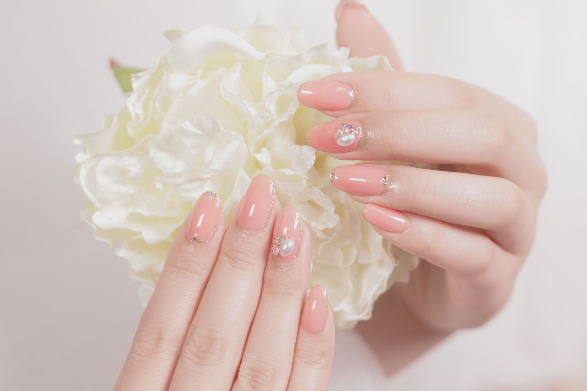 【四条烏丸】正社員募集≪社保☆有給あり☆本部認定講師在籍☆日曜定休☆≫高いリピート率で幅広い年齢層の方から愛されるサロン″Lily First（リリーファースト）″♪ネイリストでの経験を十分に活かせる環境が整っています♪ネイリスト（ネイル）の求人★☆★