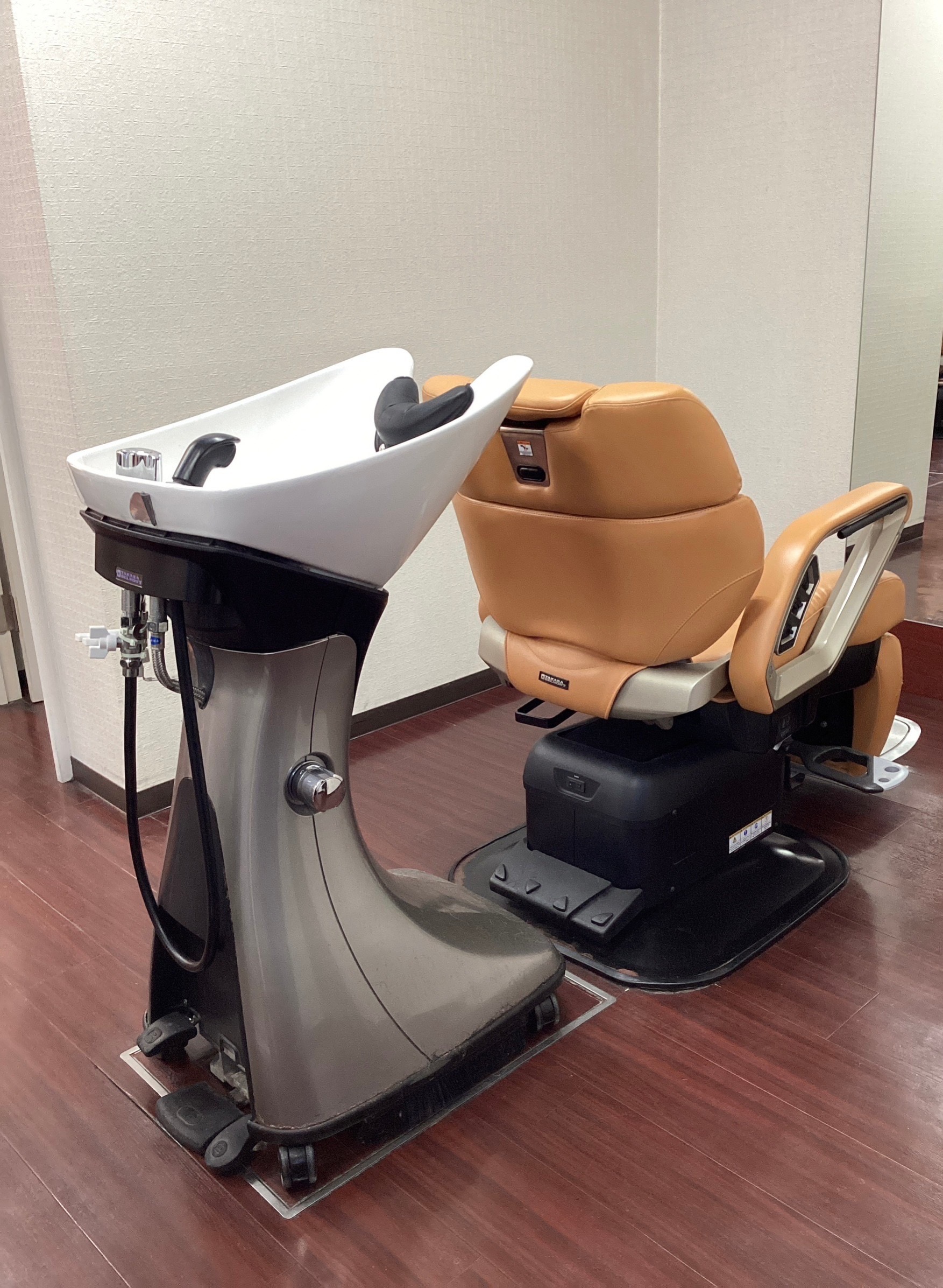 【板宿】≪人気のメンズ専門サロン≫≪正社員、パート、業務委託を選択可能≫≪ブランクのある方もOK≫再現性も高く、自宅でも出来るスタイルをご提供！地域のおしゃれメンズから愛される「FELIX for MEN（フィリックスフォーメン）」からスタイリスト（美容師）の求人☆★