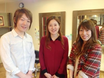 【堺東】≪月給23万円+歩合!!≫パート・アルバイトの方は≪週1日〜勤務OK≫プライベートを大切に出来る☆ママさんスタイリストも活躍中★スタッフの家族まで巻き込んでみんなでBBQなどスタッフの仲の良さが魅力の“hair’s はれるや(ヘアーズ ハレルヤ)”からスタイリスト(美容師)求人★☆