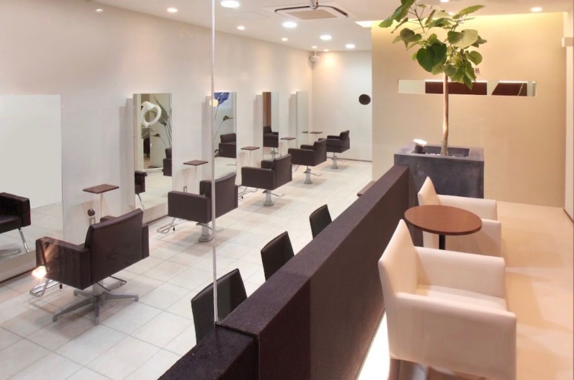 【河内長野駅】どことなく温かさと優しさを感じることのできる癒しの空間「MARQUE（マルク）」からアシスタント（美容師）の求人！お客様に心身共にリラックスしてもらえるアットホームサロン☆★☆