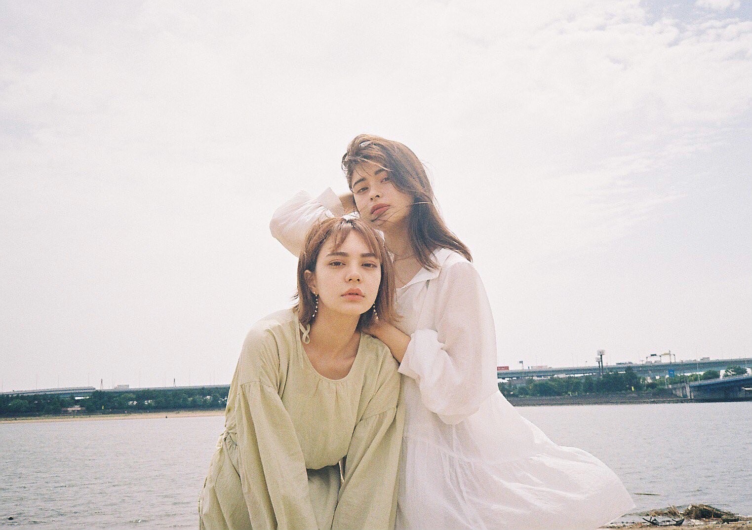 【西宮北口】≪社会保険完備≫≪住宅手当あり≫≪平均20時退勤≫≪最短1年半~2年デビュー≫撮影などクリエイティブな業務もあり!着付け・メイク・まつげパーマなどトータルビューティーを提供するサロン「PRIMA(プリマ)」からアシスタント(美容師)の求人☆★☆