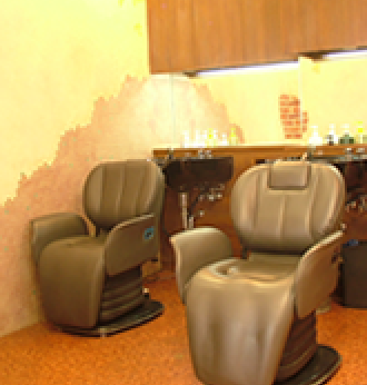 【光善寺】◇◆社会保険完備◆◇髪の毛だけではなく、トータルでお客様を美しく・かっこよくしていきます！カウンセリングからしっかりとし、焦らず時間をかけて施術!お子様からご年配の方まで、幅広く愛され続けているんですよ「C・Vie（セヴィ）」からアシスタント（美容師）の求人☆★☆